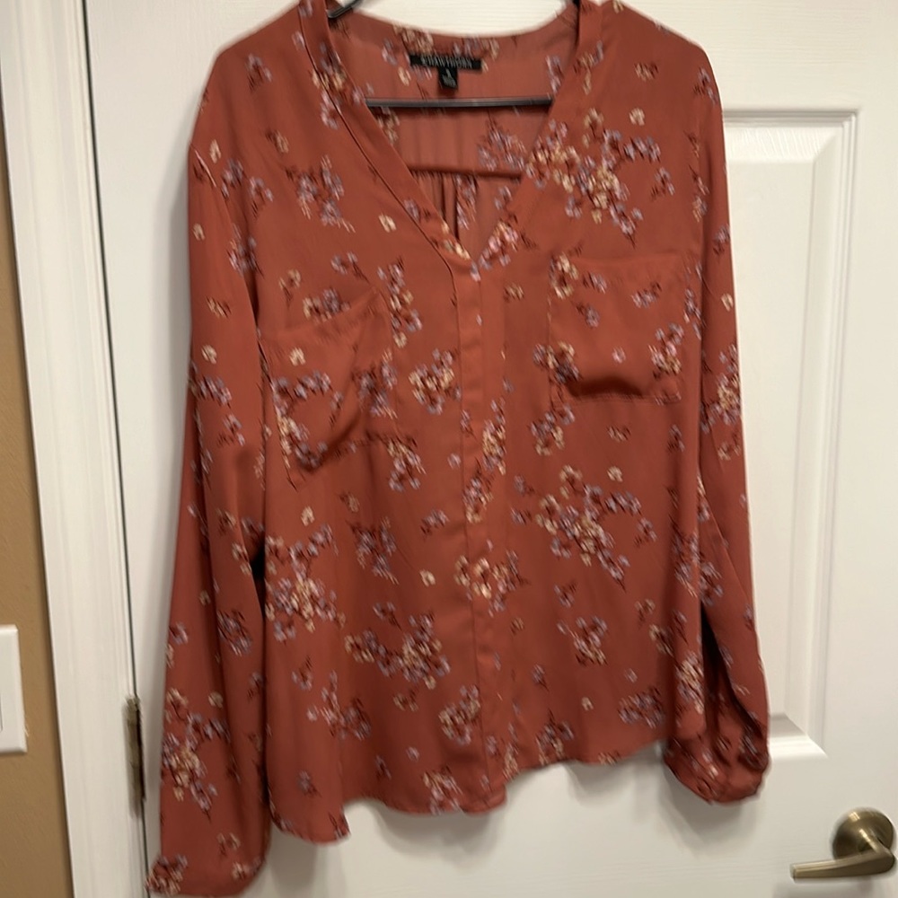 41 Hawthorn Rust Floral V-Neck Blouse